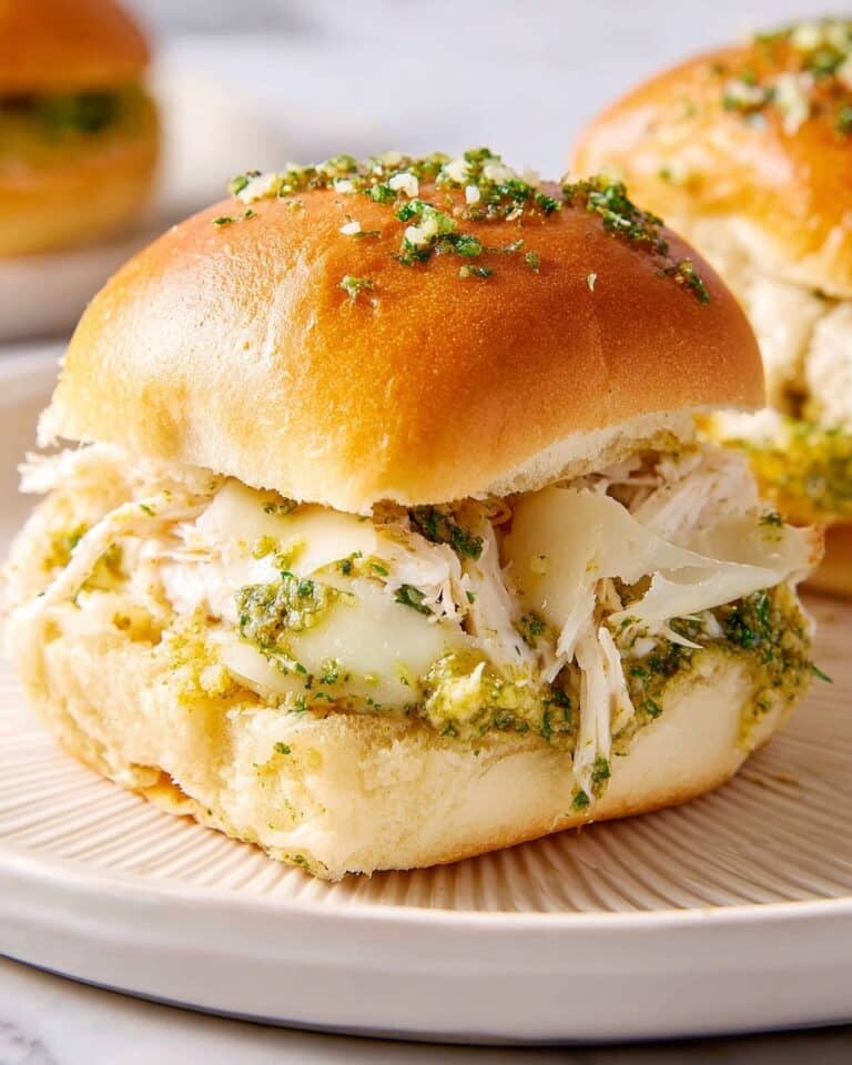 Cheesy Garlic Pesto Chicken Sliders Recipe
