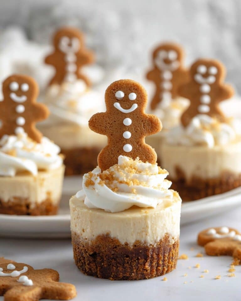 No-Bake Gingerbread Cheesecake Cups Recipe