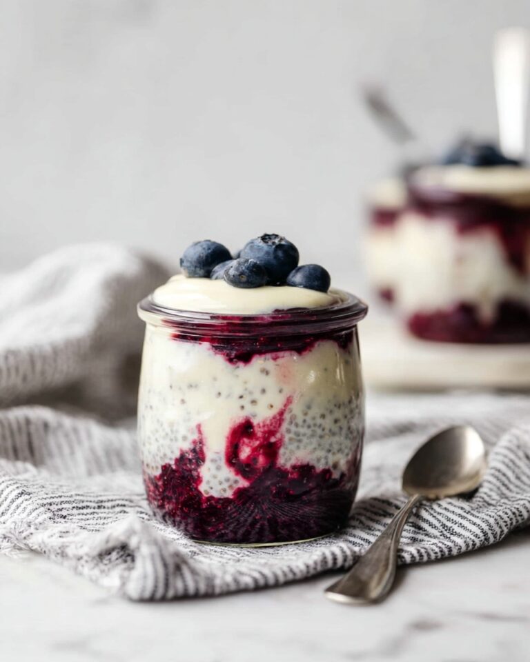 Blueberry Cheesecake Overnight Oats Recipe